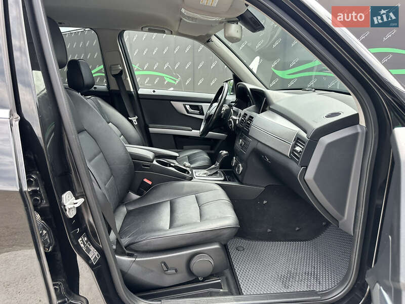 Внедорожник / Кроссовер Mercedes-Benz GLK-Class 2011 в Киеве