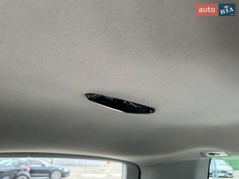 Внедорожник / Кроссовер Mercedes-Benz GLK-Class 2011 в Киеве