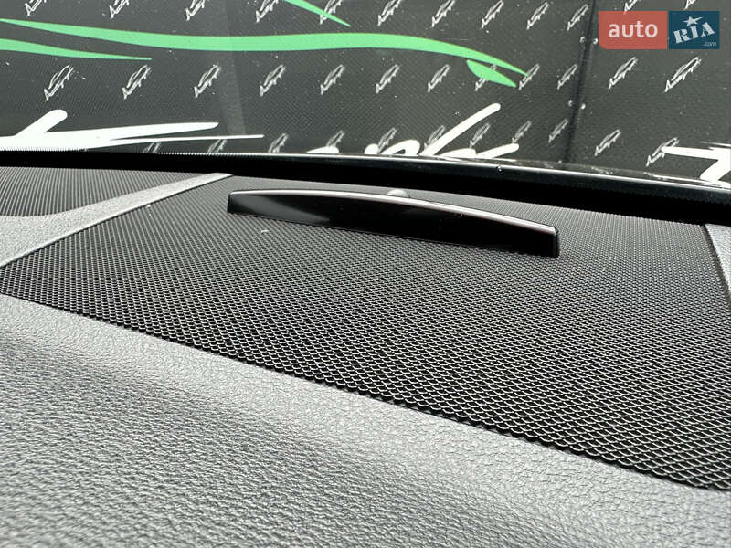 Внедорожник / Кроссовер Mercedes-Benz GLK-Class 2011 в Киеве