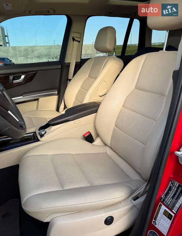 Позашляховик / Кросовер Mercedes-Benz GLK-Class 2013 в Львові