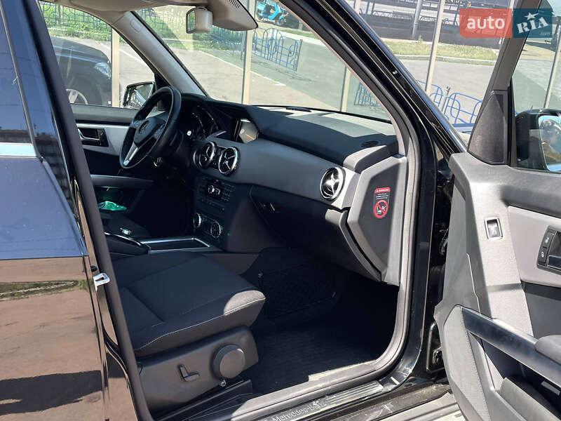 Внедорожник / Кроссовер Mercedes-Benz GLK-Class 2014 в Киеве