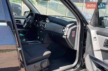 Позашляховик / Кросовер Mercedes-Benz GLK-Class 2014 в 