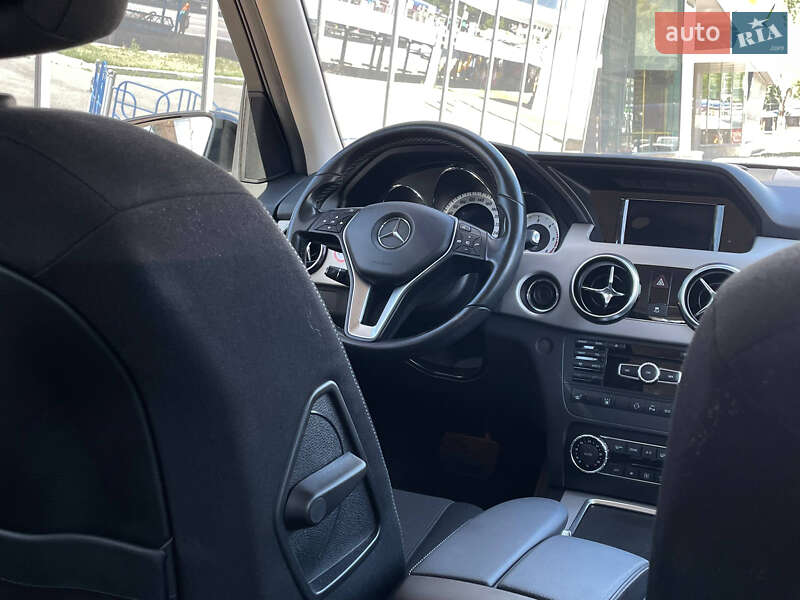 Внедорожник / Кроссовер Mercedes-Benz GLK-Class 2014 в Киеве