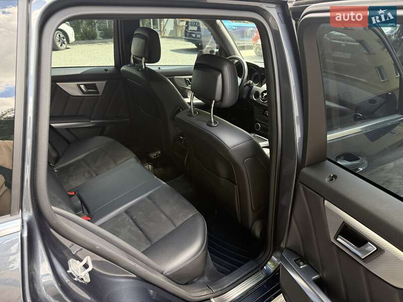Позашляховик / Кросовер Mercedes-Benz GLK-Class 2012 в Хмельницькому