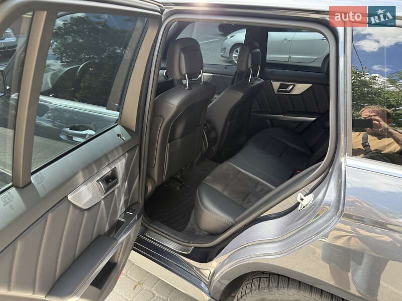 Позашляховик / Кросовер Mercedes-Benz GLK-Class 2012 в Хмельницькому