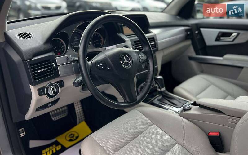 Внедорожник / Кроссовер Mercedes-Benz GLK-Class 2011 в Ивано-Франковске
