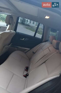 Позашляховик / Кросовер Mercedes-Benz GLK-Class 2013 в 