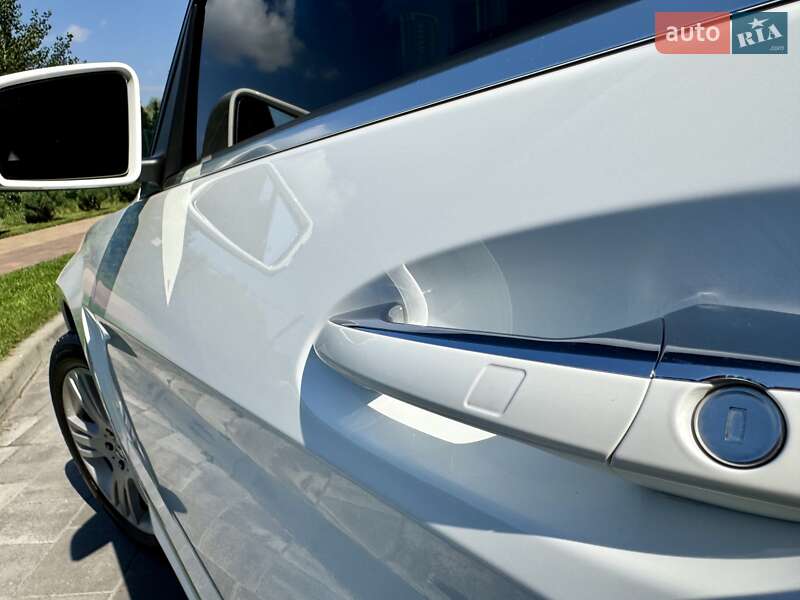 Позашляховик / Кросовер Mercedes-Benz GLK-Class 2014 в Києві