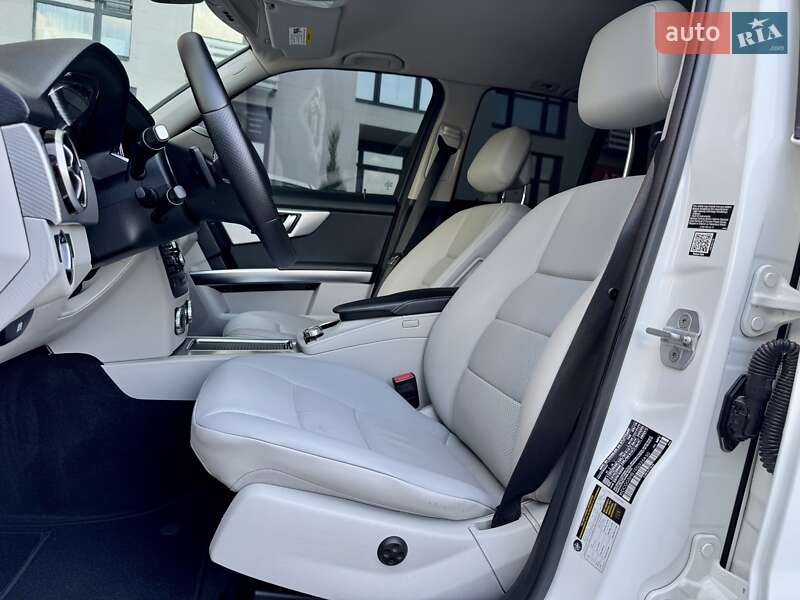Позашляховик / Кросовер Mercedes-Benz GLK-Class 2014 в Києві