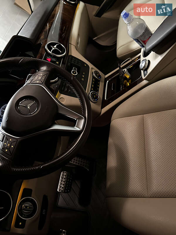 Внедорожник / Кроссовер Mercedes-Benz GLK-Class 2013 в Киеве