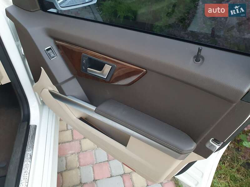 Внедорожник / Кроссовер Mercedes-Benz GLK-Class 2014 в Киеве