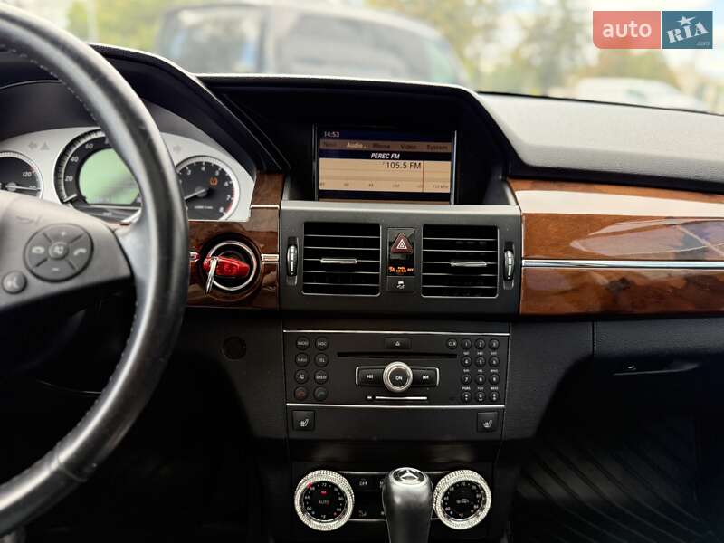Внедорожник / Кроссовер Mercedes-Benz GLK-Class 2012 в Киеве