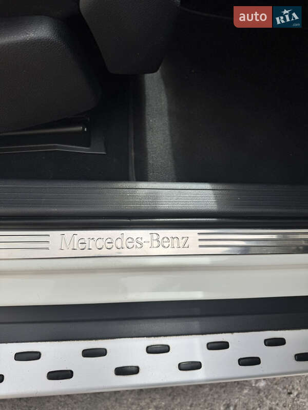 Позашляховик / Кросовер Mercedes-Benz GLK-Class 2010 в Рівному фото 30 Позашляховик / Кросовер Mercedes-Benz GLK-Class 2010 в Рівному