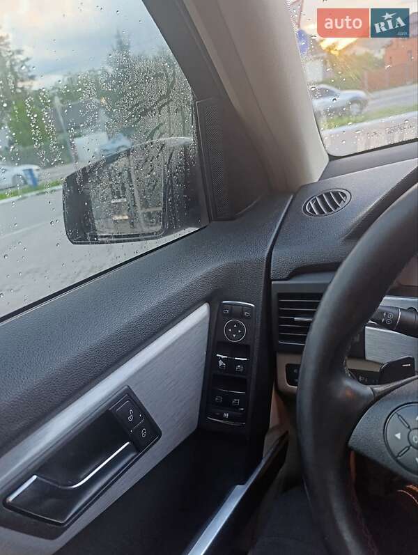 Внедорожник / Кроссовер Mercedes-Benz GLK-Class 2011 в Ивано-Франковске