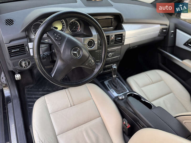 Внедорожник / Кроссовер Mercedes-Benz GLK-Class 2008 в Житомире фото 13 Внедорожник / Кроссовер Mercedes-Benz GLK-Class 2008 в Житомире