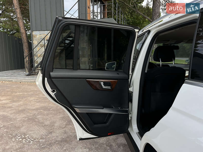Внедорожник / Кроссовер Mercedes-Benz GLK-Class 2012 в Ровно