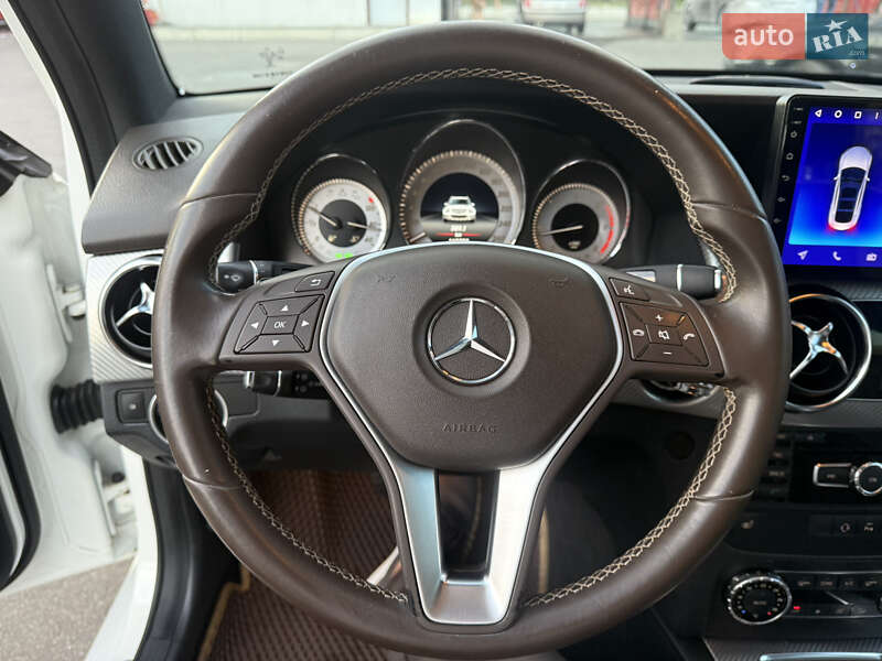 Позашляховик / Кросовер Mercedes-Benz GLK-Class 2013 в Києві