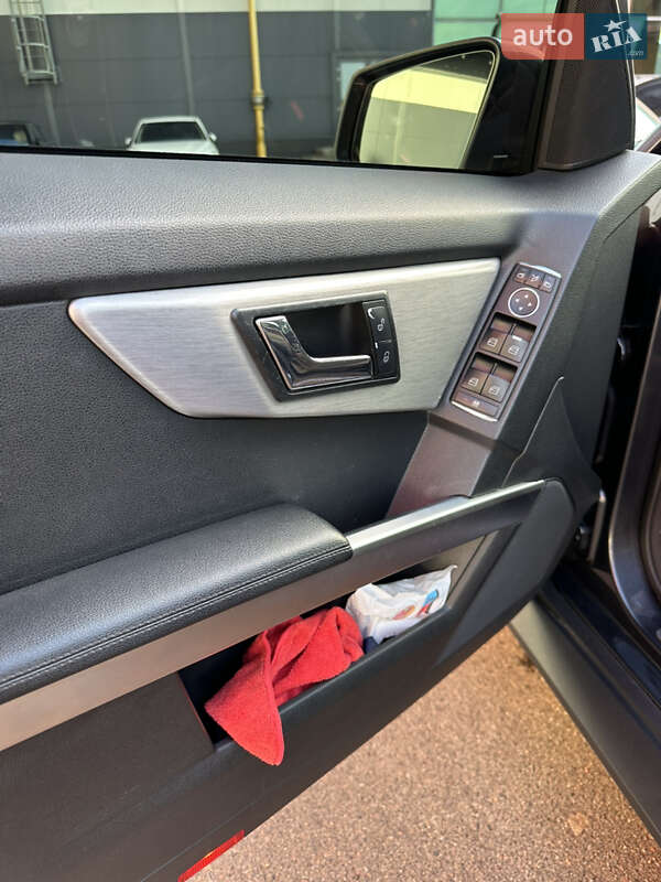 Внедорожник / Кроссовер Mercedes-Benz GLK-Class 2009 в Киеве