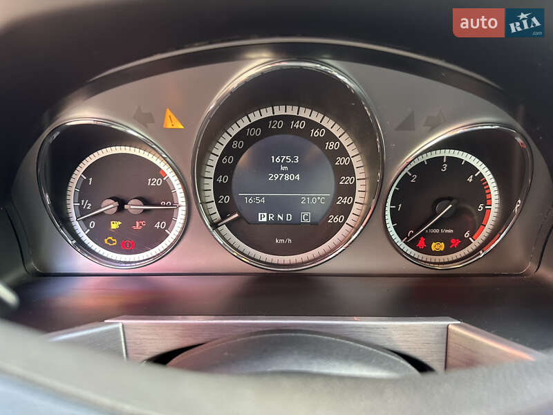 Внедорожник / Кроссовер Mercedes-Benz GLK-Class 2009 в Киеве