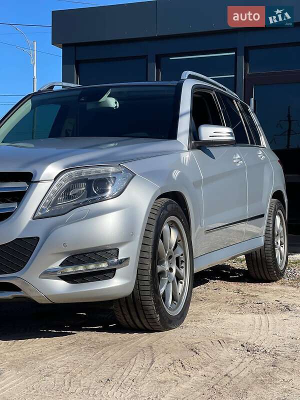 Внедорожник / Кроссовер Mercedes-Benz GLK-Class 2012 в Киеве