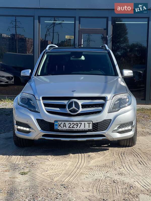 Внедорожник / Кроссовер Mercedes-Benz GLK-Class 2012 в Киеве