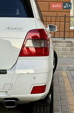 Внедорожник / Кроссовер Mercedes-Benz GLK-Class 2011 в 