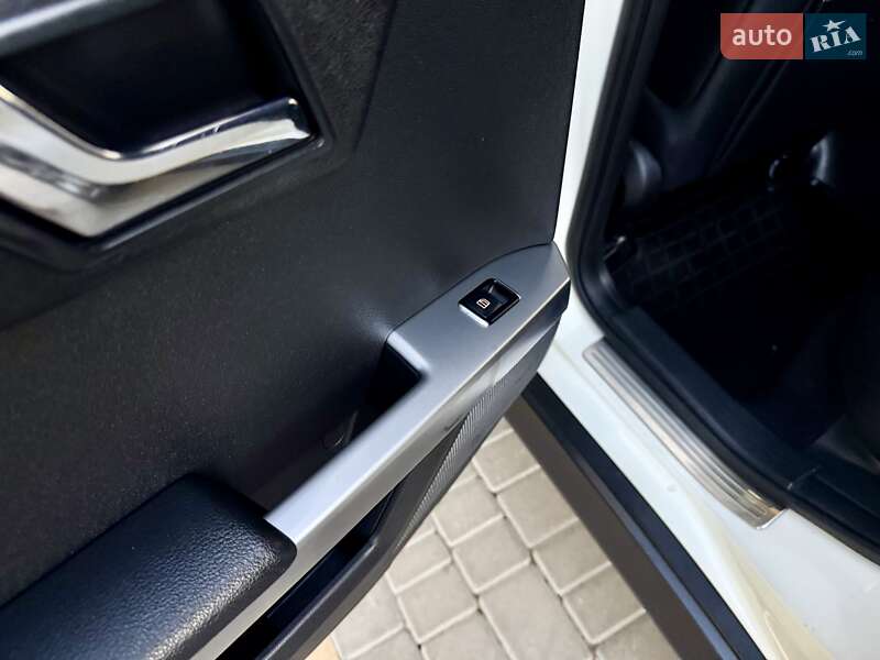 Внедорожник / Кроссовер Mercedes-Benz GLK-Class 2011 в Одессе