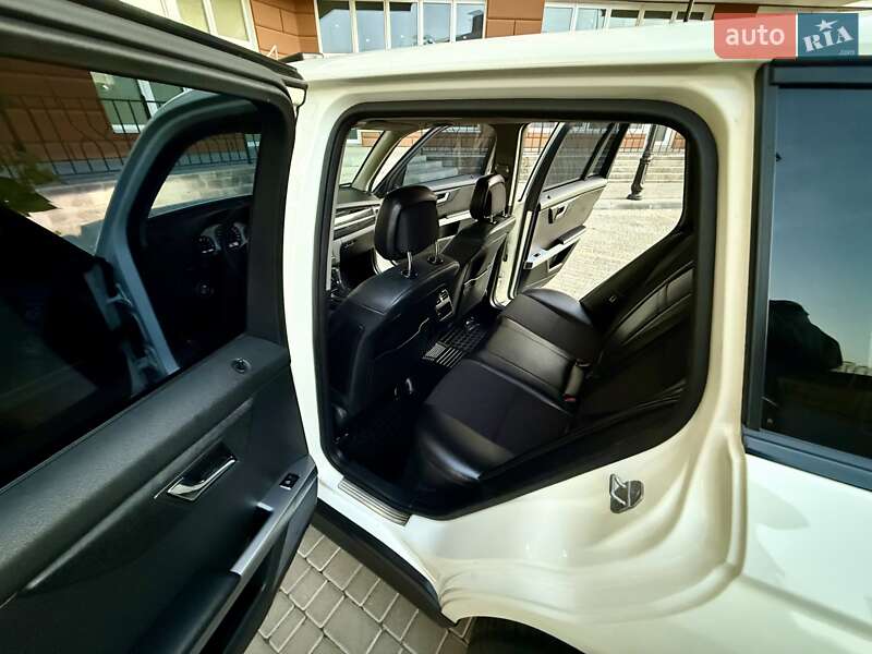 Внедорожник / Кроссовер Mercedes-Benz GLK-Class 2011 в Одессе