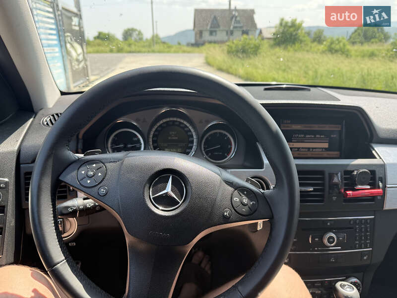 Внедорожник / Кроссовер Mercedes-Benz GLK-Class 2009 в Тячеве