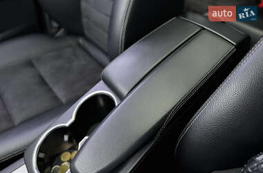 Позашляховик / Кросовер Mercedes-Benz GLK-Class 2012 в 