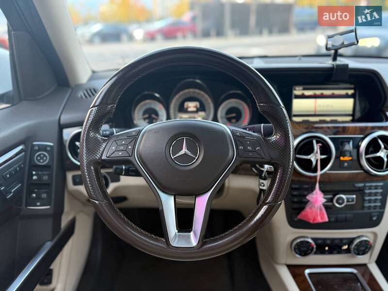 Позашляховик / Кросовер Mercedes-Benz GLK-Class 2014 в Києві фото 17 Позашляховик / Кросовер Mercedes-Benz GLK-Class 2014 в Києві