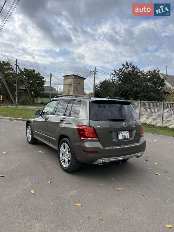 Внедорожник / Кроссовер Mercedes-Benz GLK-Class 2015 в Измаиле фото 4 Внедорожник / Кроссовер Mercedes-Benz GLK-Class 2015 в Измаиле