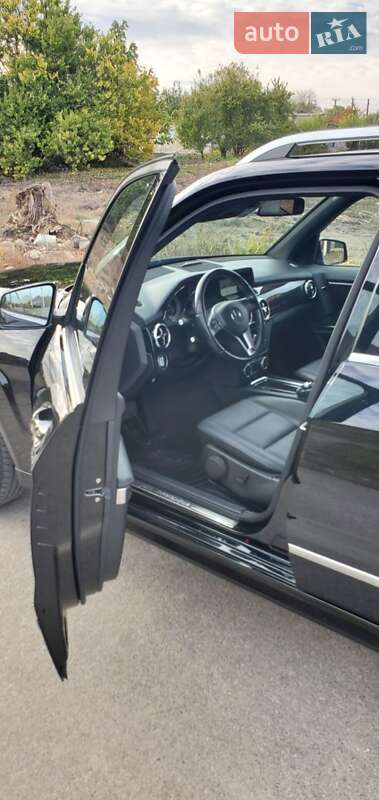 Внедорожник / Кроссовер Mercedes-Benz GLK-Class 2013 в Борисполе фото 34 Внедорожник / Кроссовер Mercedes-Benz GLK-Class 2013 в Борисполе