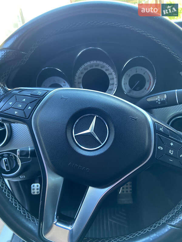 Позашляховик / Кросовер Mercedes-Benz GLK-Class 2012 в Рівному