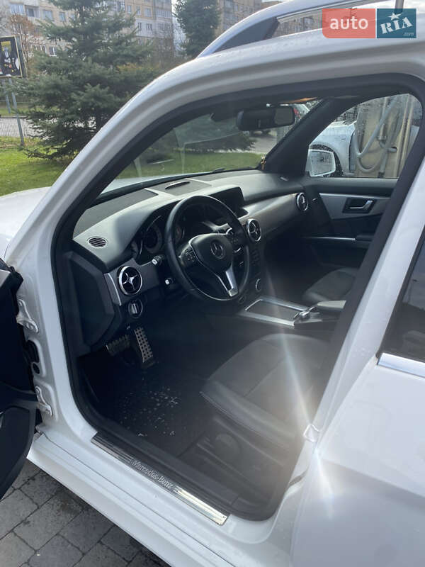 Позашляховик / Кросовер Mercedes-Benz GLK-Class 2015 в Львові