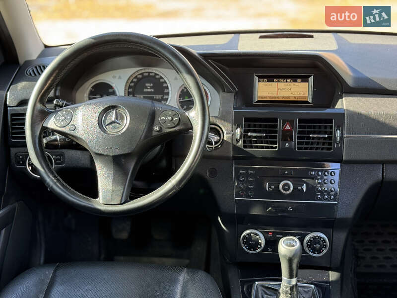 Внедорожник / Кроссовер Mercedes-Benz GLK-Class 2011 в Черновцах