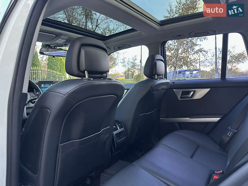 Позашляховик / Кросовер Mercedes-Benz GLK-Class 2010 в Кропивницькому фото 29 Позашляховик / Кросовер Mercedes-Benz GLK-Class 2010 в Кропивницькому