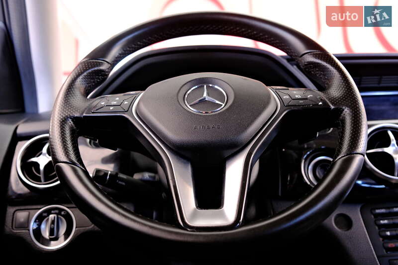 Позашляховик / Кросовер Mercedes-Benz GLK-Class 2015 в Одесі фото 45 Позашляховик / Кросовер Mercedes-Benz GLK-Class 2015 в Одесі