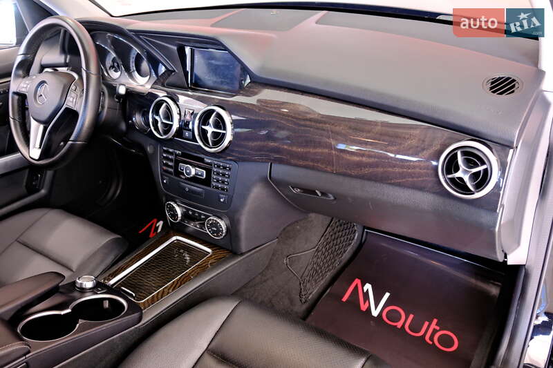 Позашляховик / Кросовер Mercedes-Benz GLK-Class 2015 в Одесі фото 43 Позашляховик / Кросовер Mercedes-Benz GLK-Class 2015 в Одесі