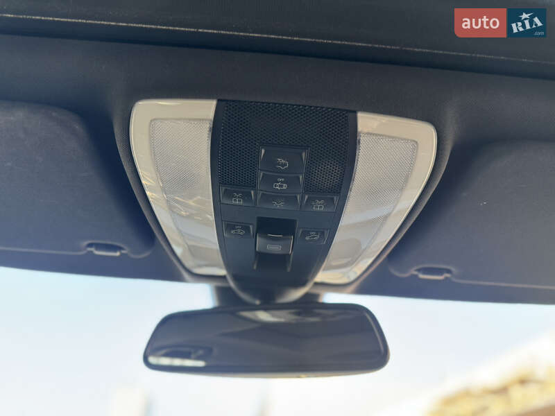 Позашляховик / Кросовер Mercedes-Benz GLK-Class 2010 в Львові фото 54 Позашляховик / Кросовер Mercedes-Benz GLK-Class 2010 в Львові