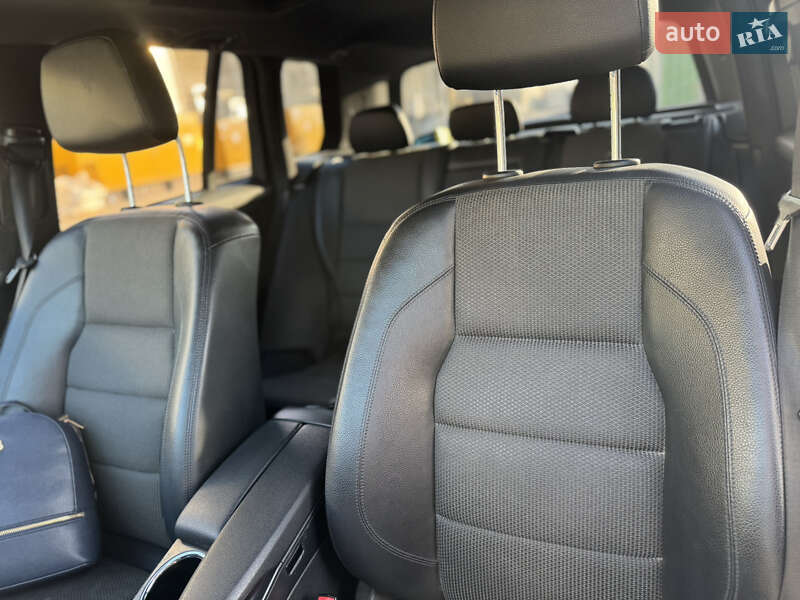 Позашляховик / Кросовер Mercedes-Benz GLK-Class 2010 в Львові фото 3 Позашляховик / Кросовер Mercedes-Benz GLK-Class 2010 в Львові