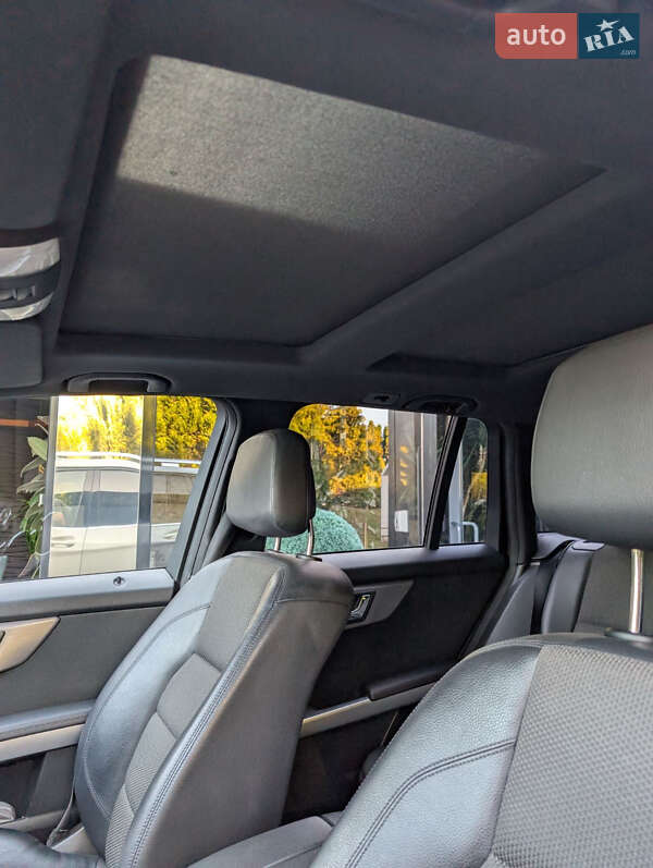 Позашляховик / Кросовер Mercedes-Benz GLK-Class 2010 в Львові фото 11 Позашляховик / Кросовер Mercedes-Benz GLK-Class 2010 в Львові
