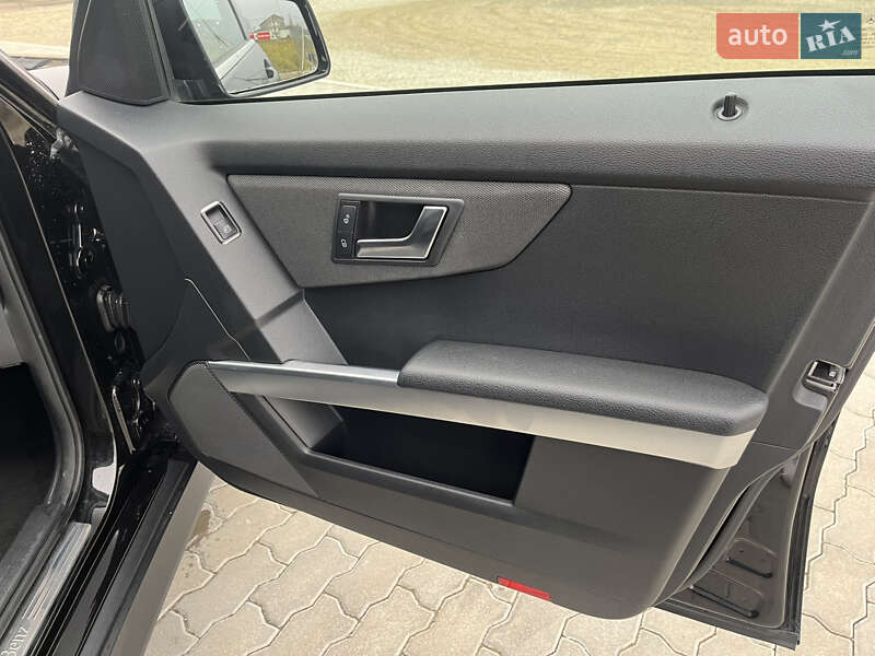 Внедорожник / Кроссовер Mercedes-Benz GLK-Class 2011 в Калуше фото 27 Внедорожник / Кроссовер Mercedes-Benz GLK-Class 2011 в Калуше