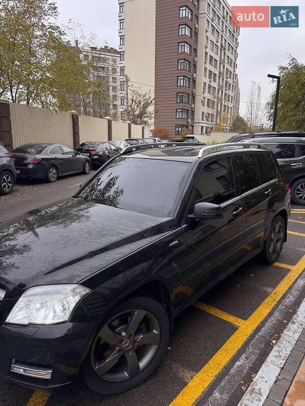 Позашляховик / Кросовер Mercedes-Benz GLK-Class 2011 в Києві фото 2 Позашляховик / Кросовер Mercedes-Benz GLK-Class 2011 в Києві