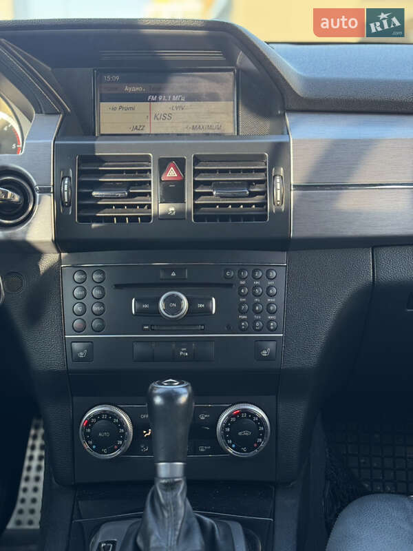 Позашляховик / Кросовер Mercedes-Benz GLK-Class 2010 в Львові фото 8 Позашляховик / Кросовер Mercedes-Benz GLK-Class 2010 в Львові