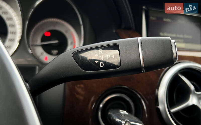 Позашляховик / Кросовер Mercedes-Benz GLK-Class 2015 в Львові фото 11 Позашляховик / Кросовер Mercedes-Benz GLK-Class 2015 в Львові