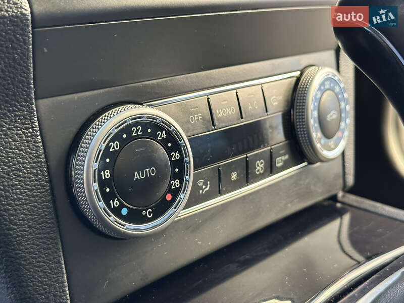 Позашляховик / Кросовер Mercedes-Benz GLK-Class 2011 в Івано-Франківську