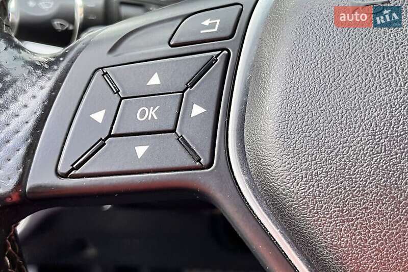 Позашляховик / Кросовер Mercedes-Benz GLK-Class 2013 в Одесі фото 35 Позашляховик / Кросовер Mercedes-Benz GLK-Class 2013 в Одесі