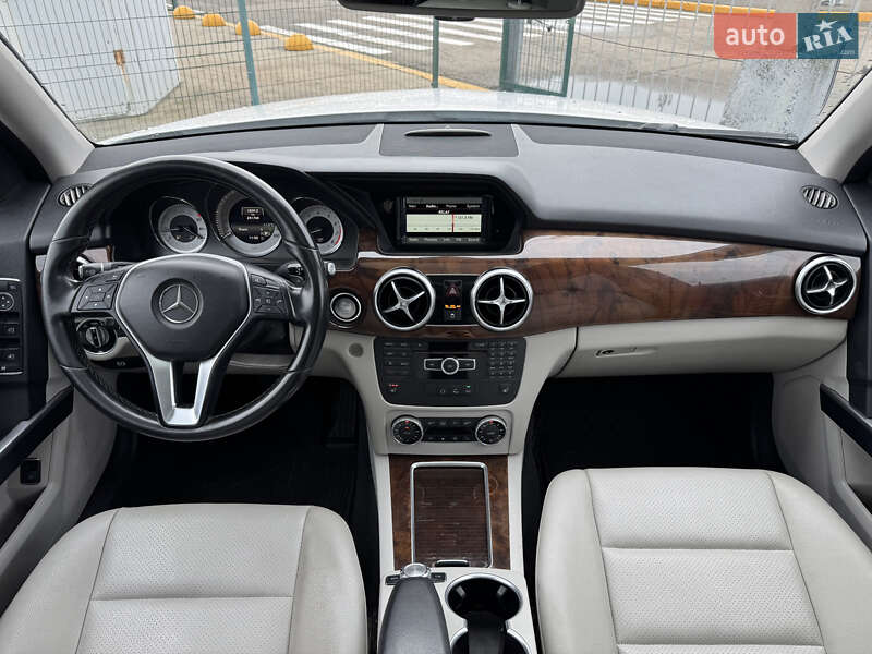 Внедорожник / Кроссовер Mercedes-Benz GLK-Class 2014 в Киеве