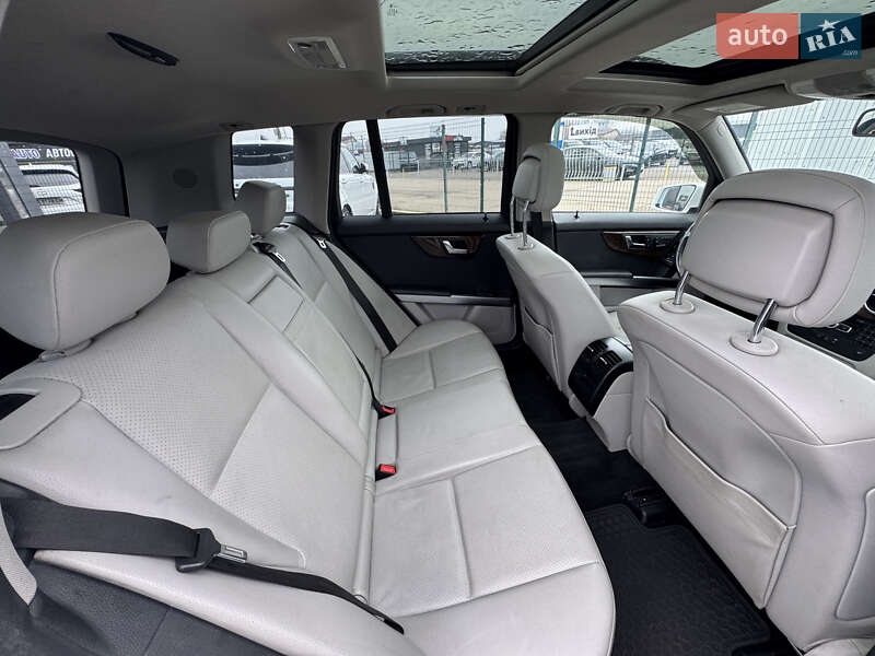Внедорожник / Кроссовер Mercedes-Benz GLK-Class 2014 в Киеве